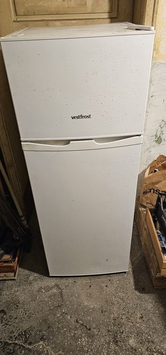 Хладилник Vestfrost VFD 263