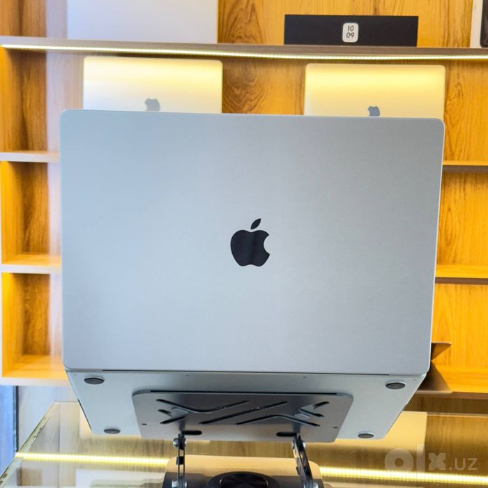 Macbook Pro M2 Pro 32/512GB