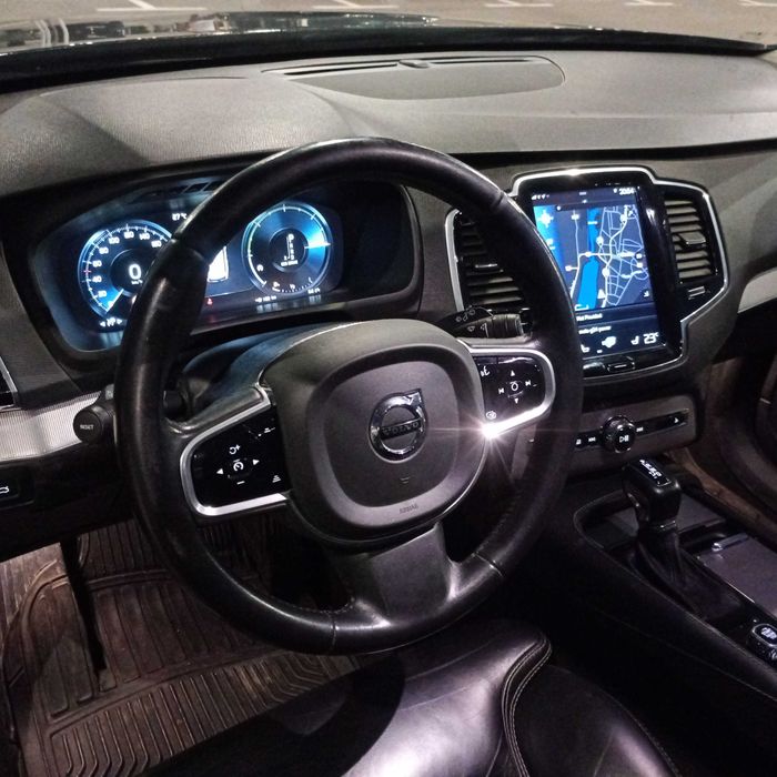 Volvo XC90, 2018, 140000km, KmCarPass Belgia