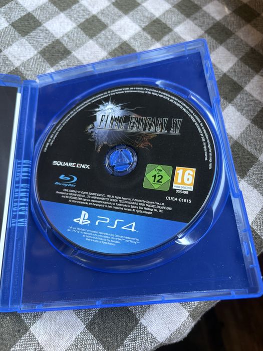 Final fantasy XV (day one edition)ps 4/5