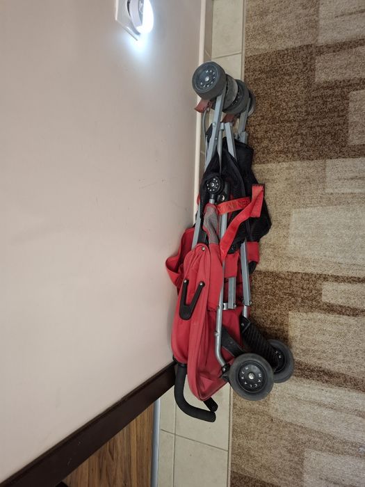 Лятна количка тип чадър Maclaren