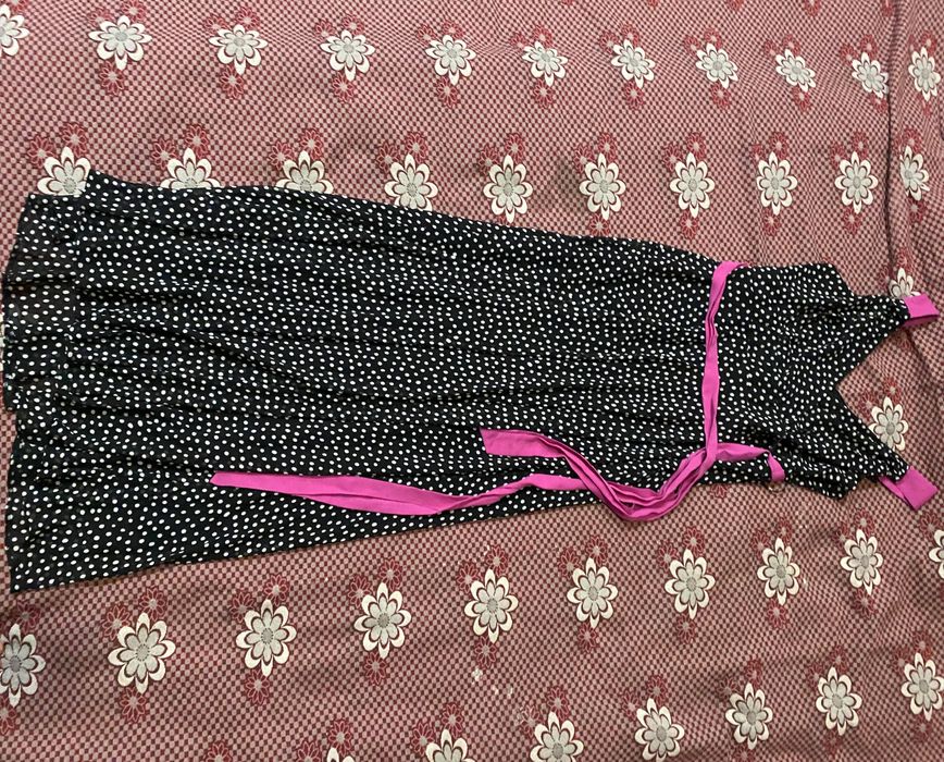 Продам женские платья