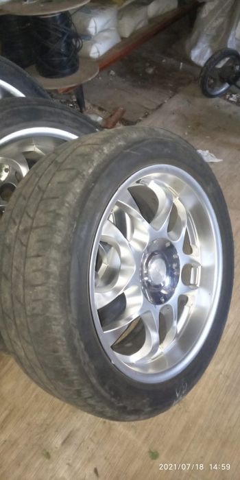 Продам Диски на авто срочно