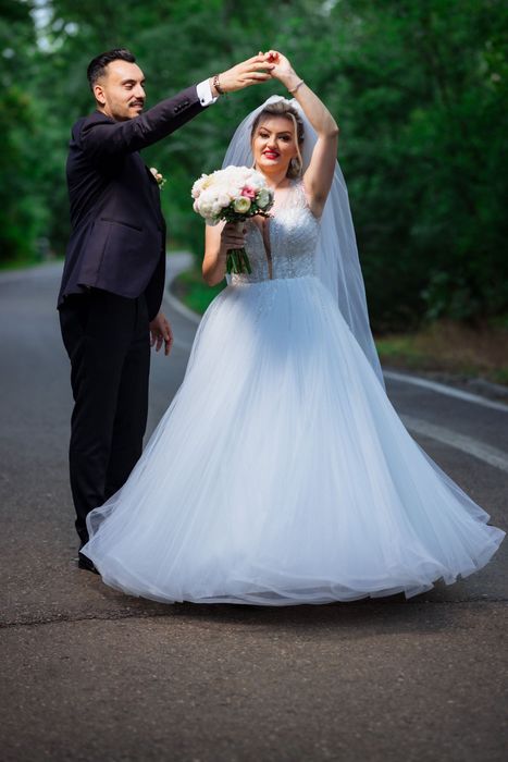 Vând rochie mireasă