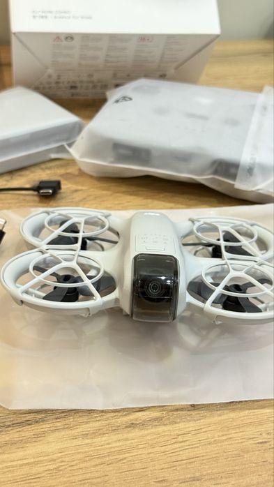 DJI Neo Fly More Combo (дрон)
