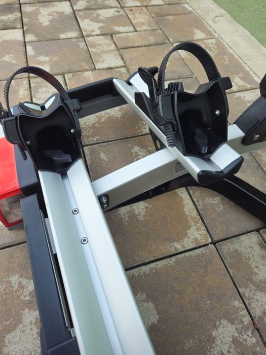 Suport pentru 2 biciclete Atera cu rabatare