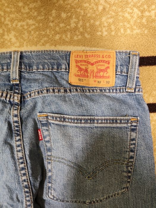 Мъжки нови дънки