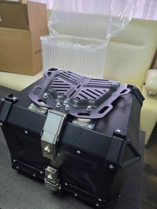 Portbagaj Moto Aluminiu 45L Quick Release (topcase, top box, top case)