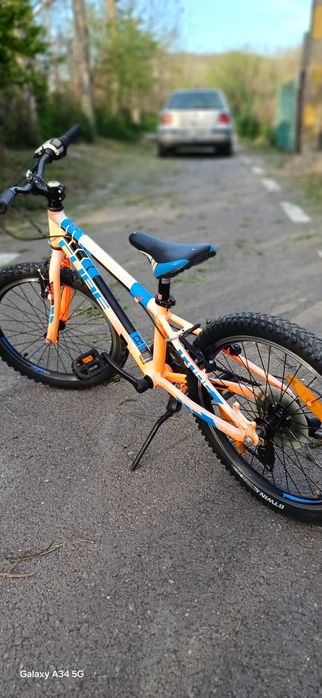 Bicicleta Cube Race 200