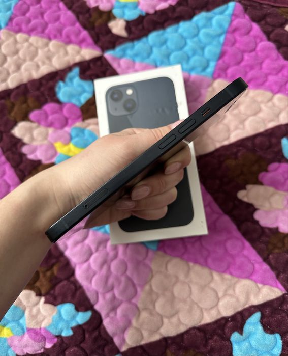 Продам iPhone 13. 128Гб