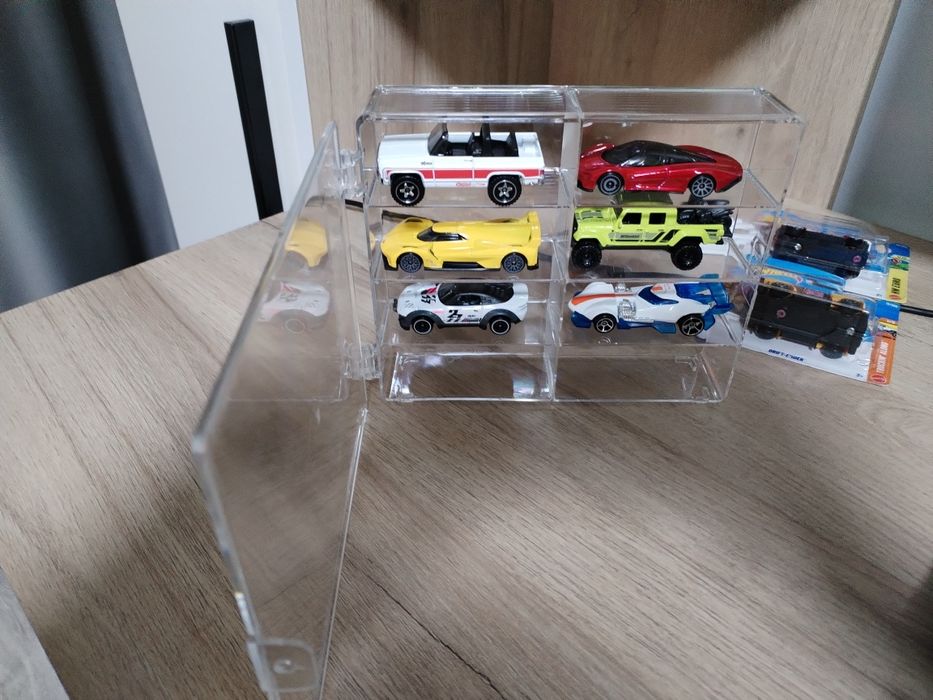 Hot wheels органайзер/витрина за колички.