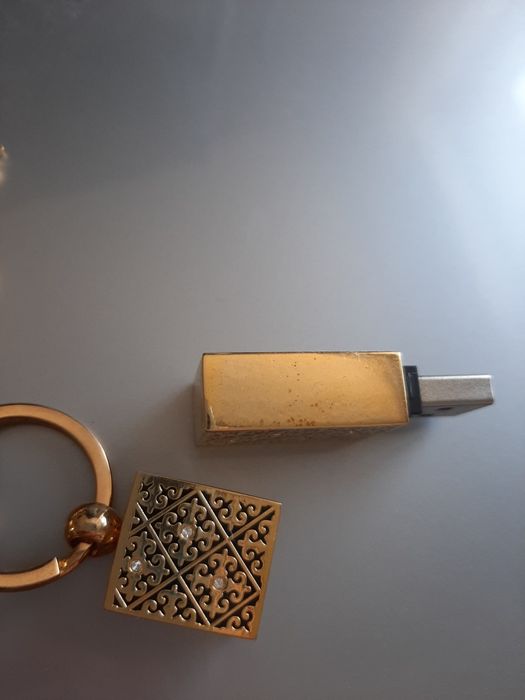 Флешка empire эмпайр