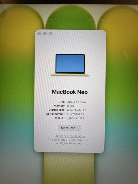 Apple MacBook Neo 13” Verde – 8GB RAM, 256GB SSD, aproape nou