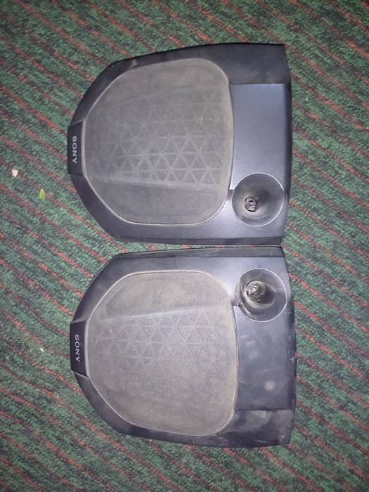 Продается колонки SONY фирменные  сотилади