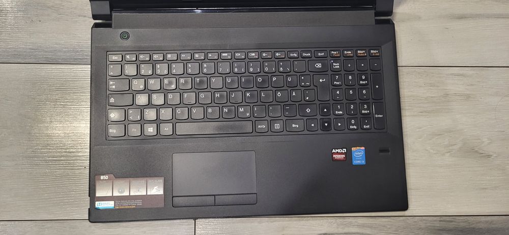 Lenovo B50-80-i3 5005u/8гб/120гб ссд/Amd R5 M330