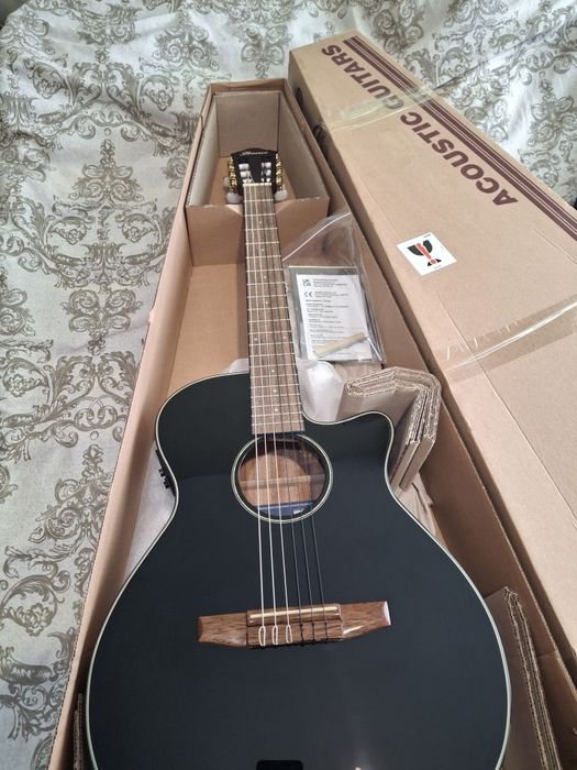 Електро-акустична   китара Ibanez  AGE50N- BKH с електроника и