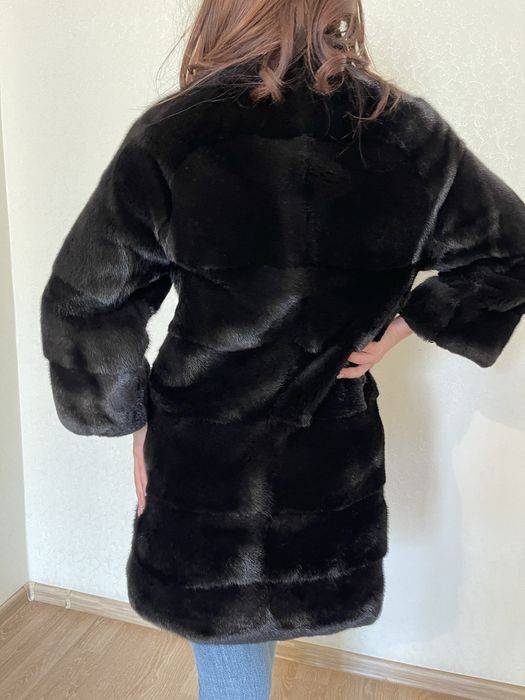 Шуба норковая черная