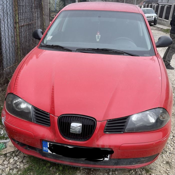 Vand sau dezmembrez. Seat ibiza 2004 1.4 benzina