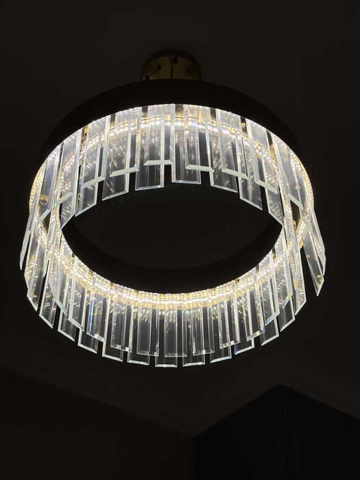 Люстры диодные в бронзе