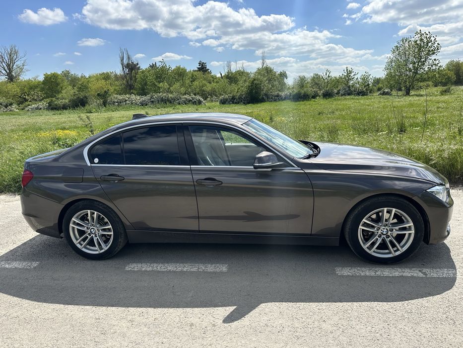 BMW Seria 3 320i ED 170CP 2013
