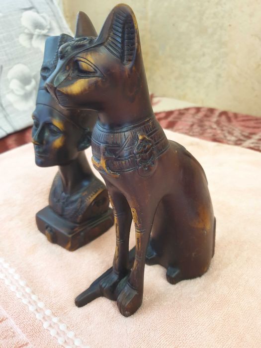 Продам статуэтку кошки