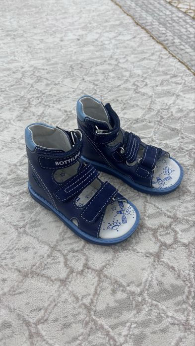 Ортопедический обувь размер 23 новый 10000 тг