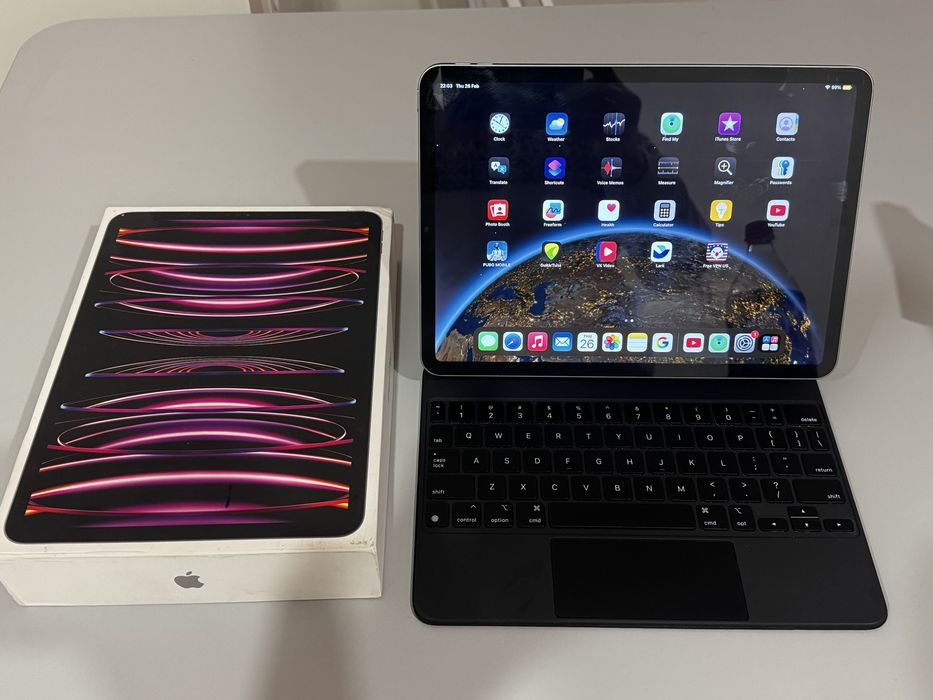 Ipad Pro 256gb 4th gen + оригинальный magic keyboard