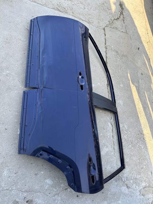 Uși stânga spate toyota raw 4