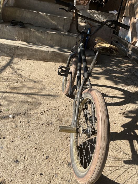 Bicicleta bmx se vinde