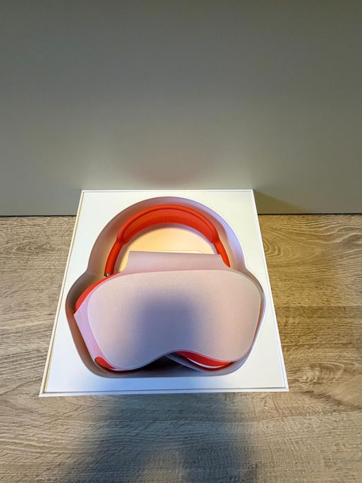 Casti AirPods Max de vanzare