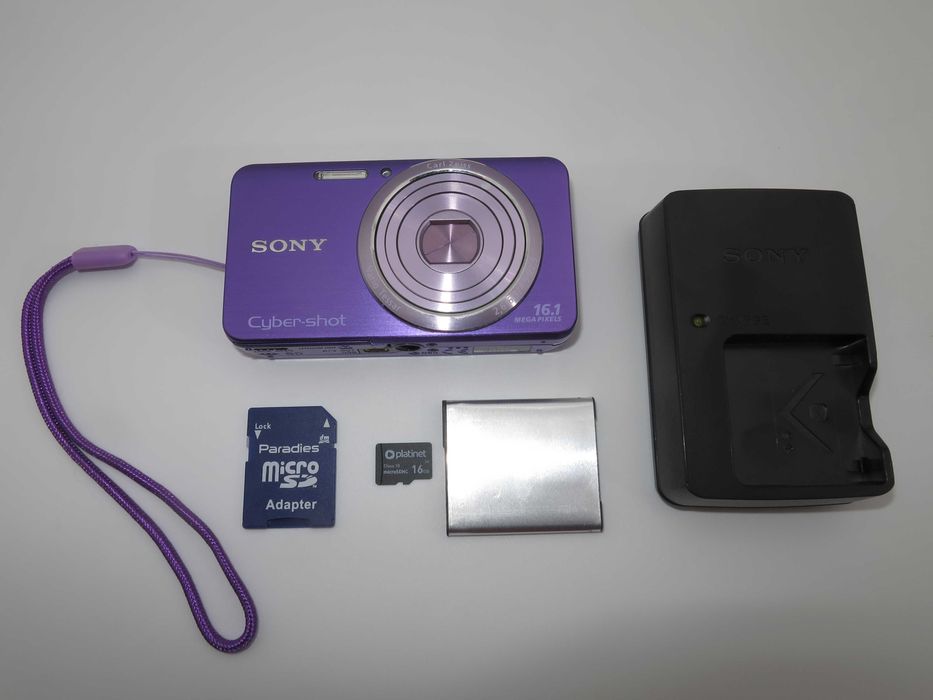 Sony Cyber-shot DSC-W630 ултра компактен и стилен фотоапарат, лилав цввят, цифрова камера в отлично състояние,  16MP и 5х оптично увеличение