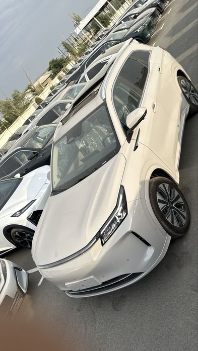 Dongfeng E5 Plus PHEV гибрид общий запас хода 1400км