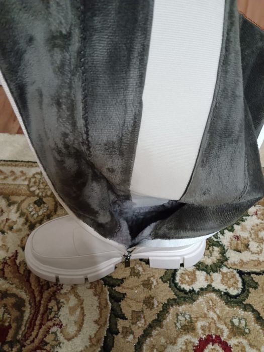 Сапоги женские новые