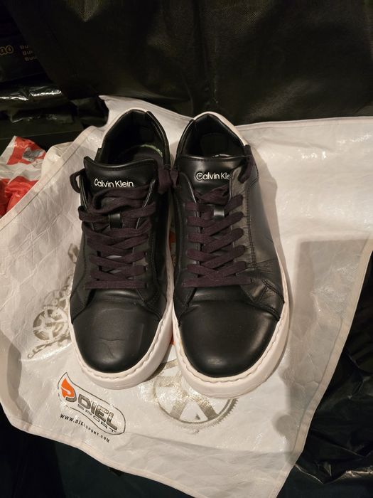 Calvin Klein кецове