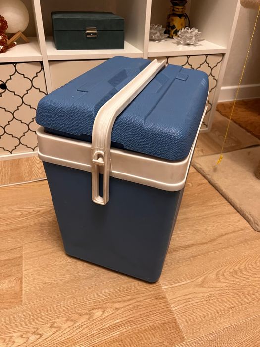 Термобокс, переносной холодильник