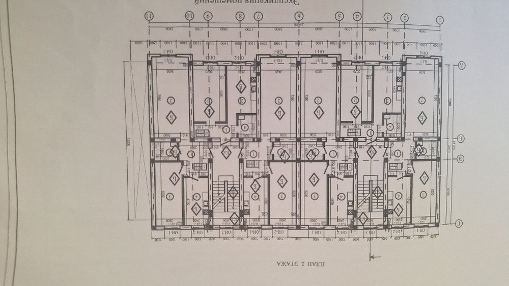 Шофиркон туман марказида 1 ва 2 хоналик уйлар сотилади янги дом кирпич