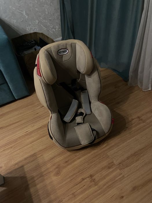 Детское автокресло