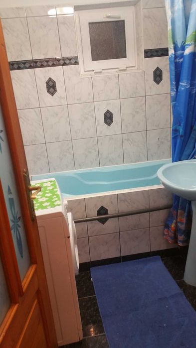 Inchiriez Apartament 3 Camere Zona Valea Aurie Etaj 1