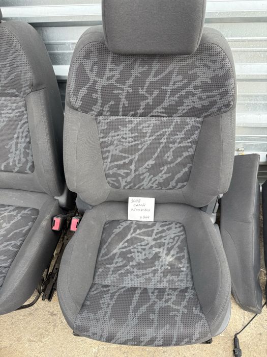 Комфортен оригинален салон за Peugeot 3008 седалки 2011год номер 444
