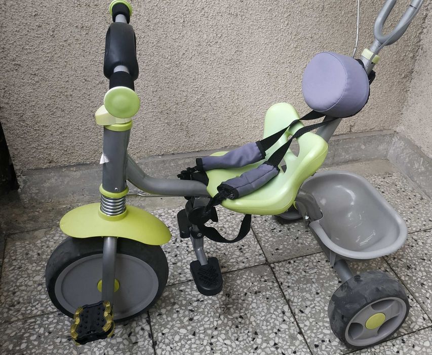 Детско колело триколка със сенник