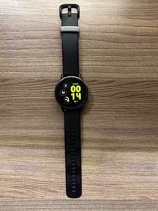 Часы Garmin Vìvoactive 5