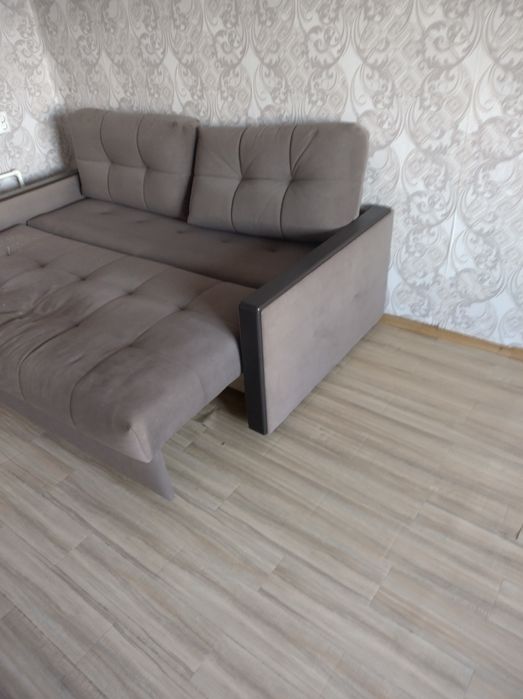 Продам диван б/у