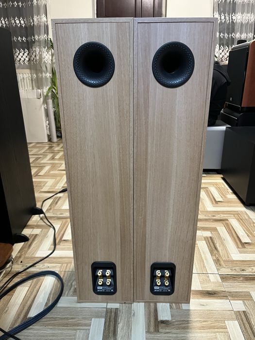 Boxe Bower & Wilkins  DM-603 S3