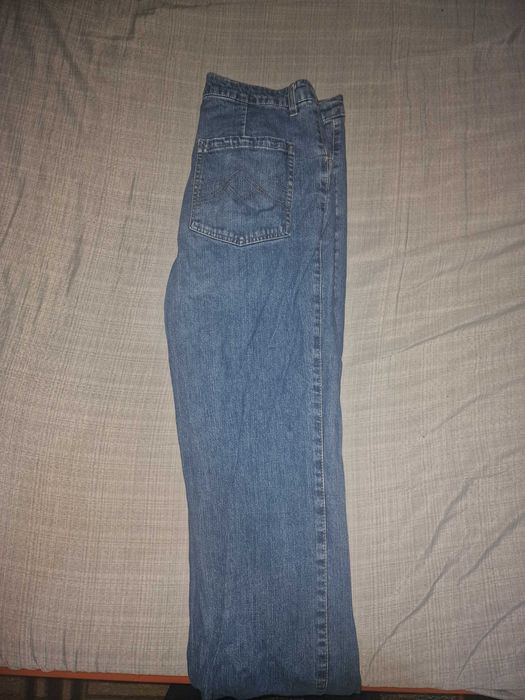 Vand lot de pantaloni barbatesti