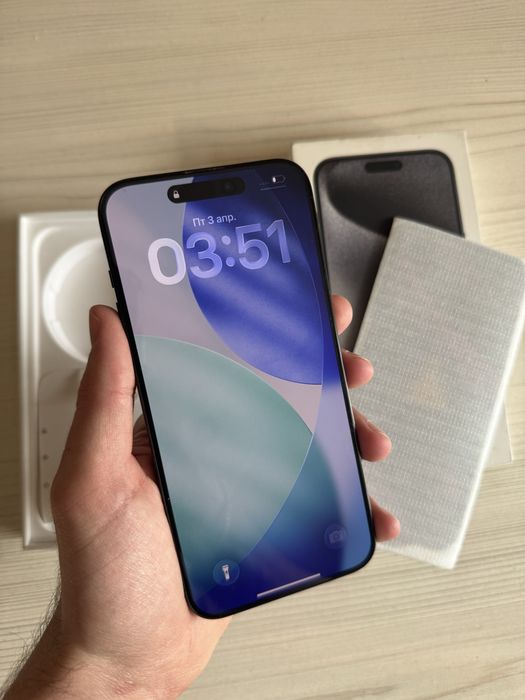 Продам Iphone 15 PRO MAX BLACK TITANIUM 256gb