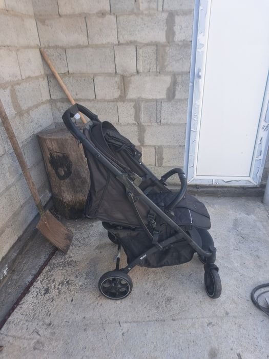 Коляска детский и Стульчик