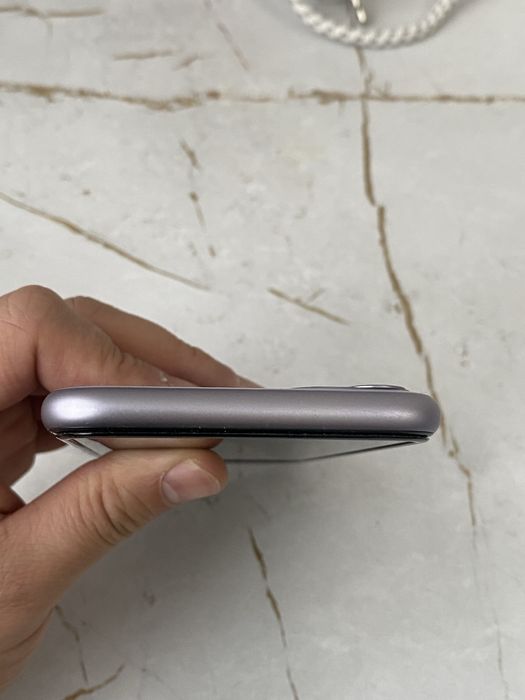 Iphone 11 violet ideal
