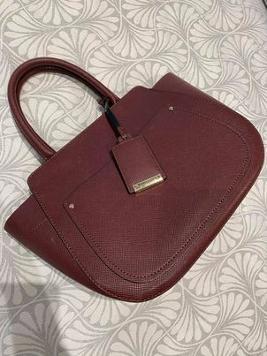 Чанта цвят бордо