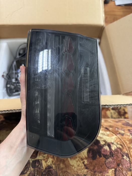 Опушени F30 GTS стопове OLED Dynamic animation