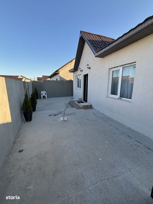 Casă cu 2 camere, Navodari